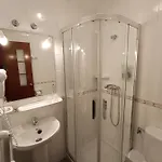 O Escondidino 3* באיונה